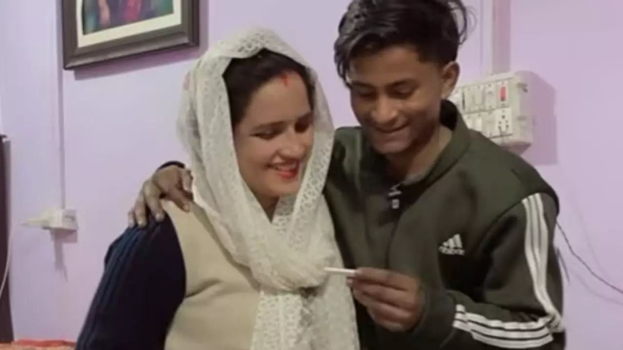 Seema Haider Pregnant : “अरे देवा, कोणीतरी थांबवा…!” पाकिस्तानातून पळून आलेली सीमा हैदर पुन्हा गर्भवती, सहाव्यांदा होणार आई…