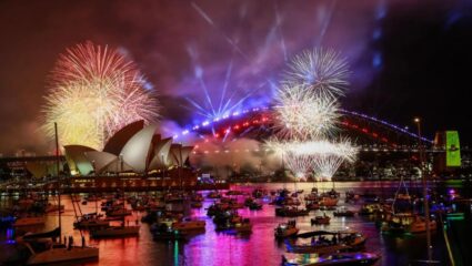 Sydney Fireworks: सिडनीचा शांतता संदेश; Bondi हल्ल्यातील बळींच्या स्मरणार्थ आकाशात होणार जगातील सर्वात मोठी आतिषबाजी