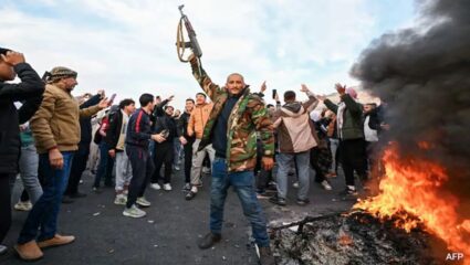 सीरियात पुन्हा भडकली हिंसाचाराची आग; मशिदीत बॉम्बस्फोटानंतर रस्त्यांवर दंंगल