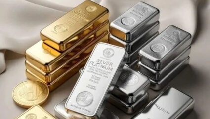 Todays Gold-Silver Price: सोनं महागलं की स्वस्त झालं? वर्षा अखेरीस चांदीचे दर पुन्हा चर्चेत!