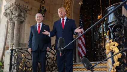 Israel Hamas War : ‘… वेळ संपत चाललीय’ ; नेतन्याहूंशी बैठकीनंतर ट्रम्प यांचा हमासला कडक इशारा