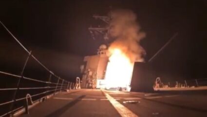 Nigeria Air Strike : अमेरिकेचा मोठा प्रहार! नायजेरियात ISIS च्या तळांवर हवाई हल्ला; दहशतवादी गोटात खळबळ