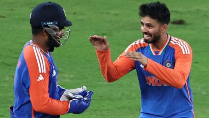 संजू सॅमसन की जितेश शर्मा? Playing 11 मध्ये कोणाला मिळणार संधी, इरफान पठाणने केले आश्चर्यकारक विधान