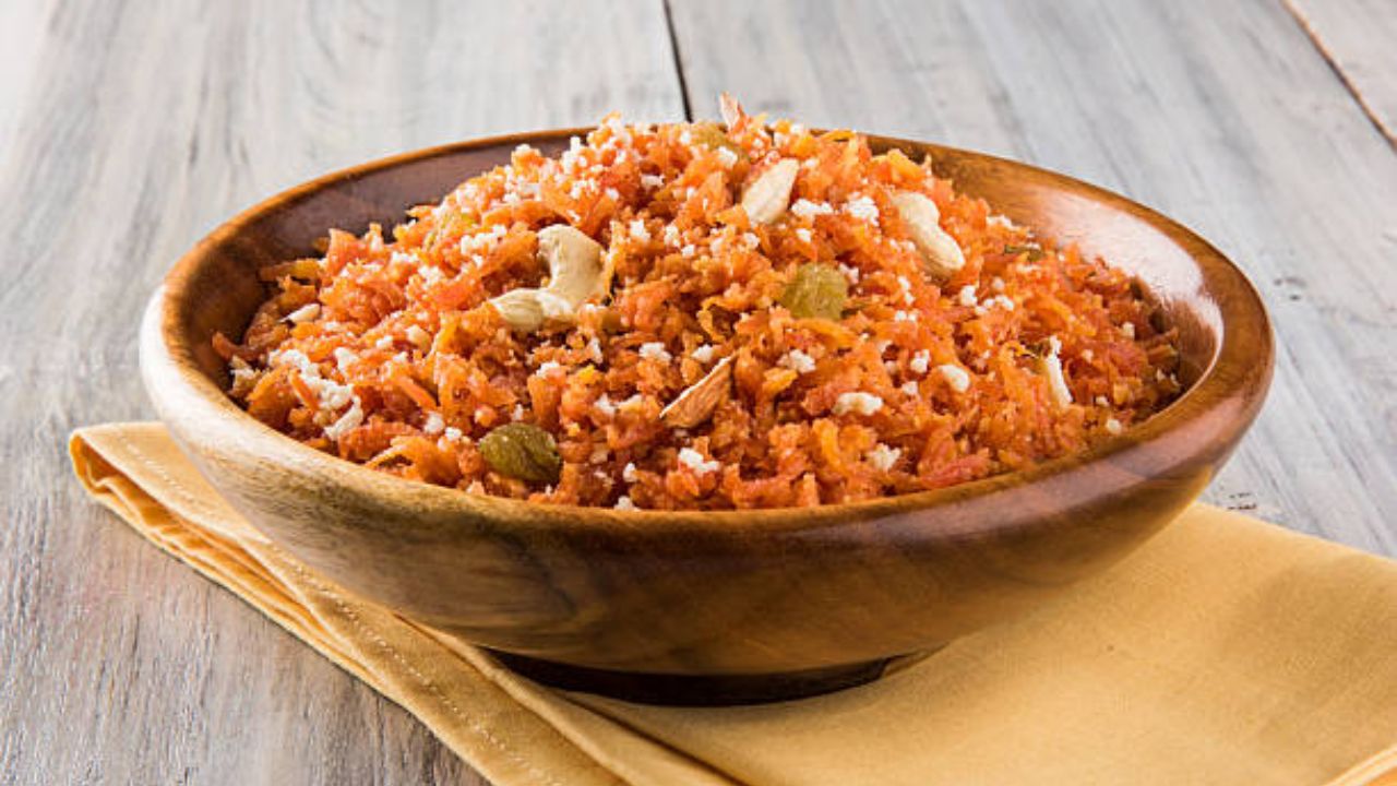 १० मिनिटांमध्ये वाटीभर चणाडाळीपासून बनवा स्वादिष्ट हलवा, पुरणपोळीपेक्षा लागेल सुंदर पदार्थ