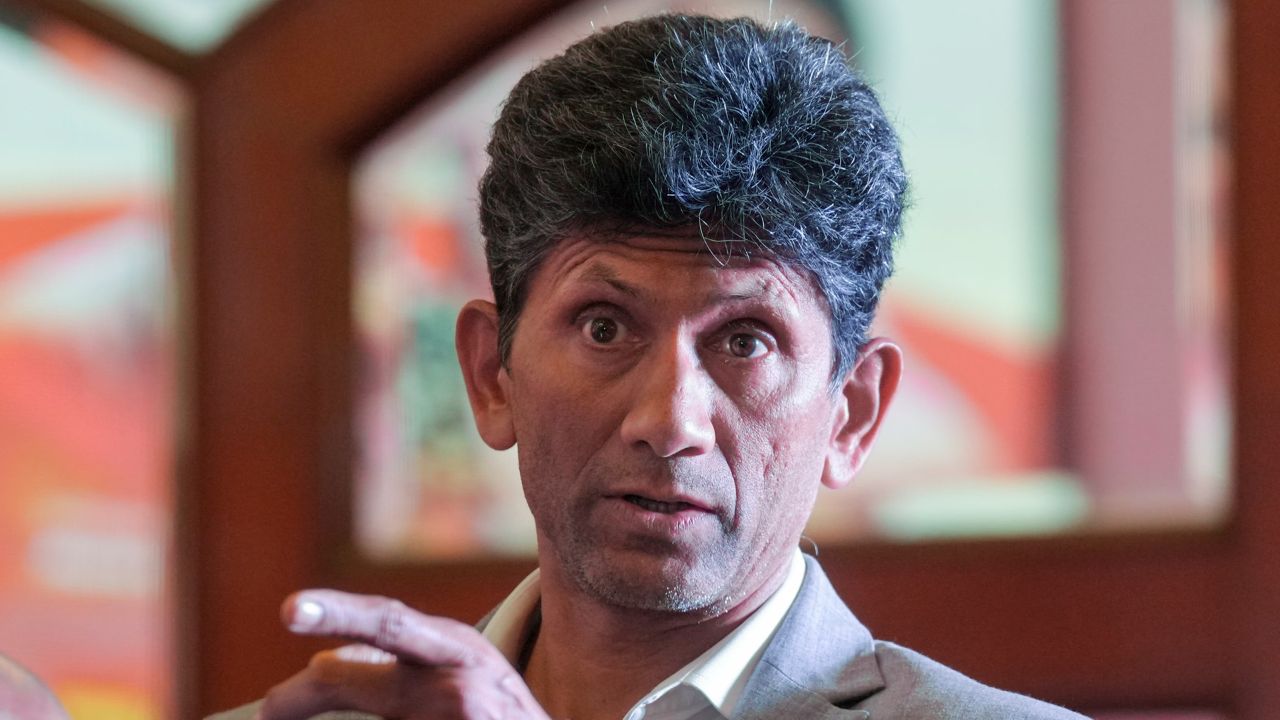 माजी वेगवान गोलंदाज वेंकटेश प्रसाद यांची KSCA अध्यक्षपदी निवड, तर सुजित सोमसुंदरम सांभाळणार उपाध्यक्ष पद