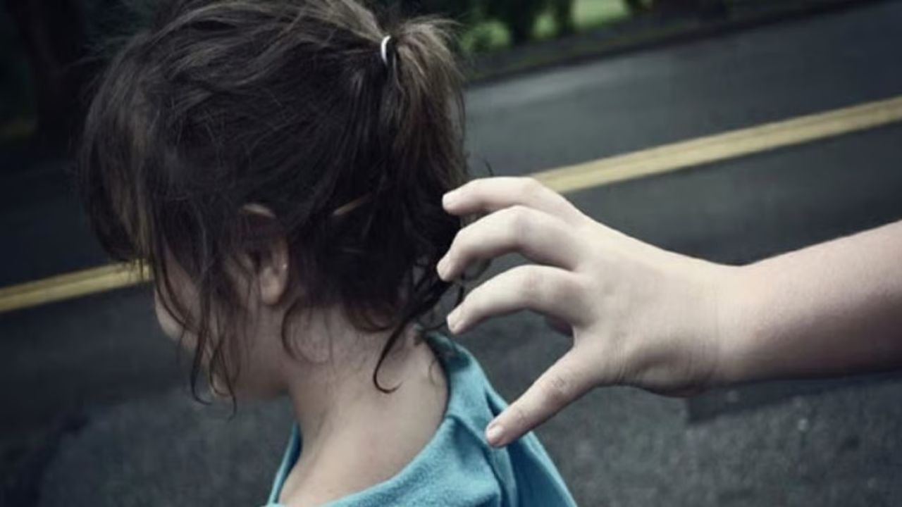 Sambhajinagar Crime news: मुले चोरणाऱ्या टोळीच्या संशयावरून मारहाण; पोलिसांच्या मध्यस्थीने वाचला एकाचा जीव