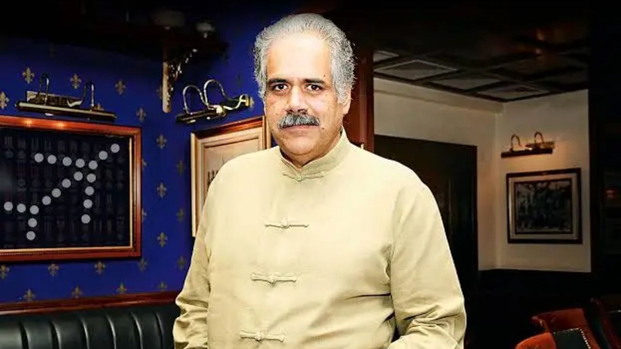 कोण आहेत Indigo एअरलाइनचे मालक? नेटवर्थ वाचून उडतील तुमचेही होश