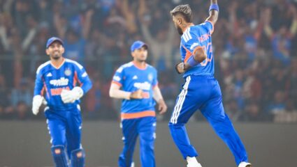 India Beats South Africa 1st T20I: कटकच्या मैदानात हार्दिकचा तुफान! भारताने दक्षिण आफ्रिकेला १०१ धावांनी चिरडले