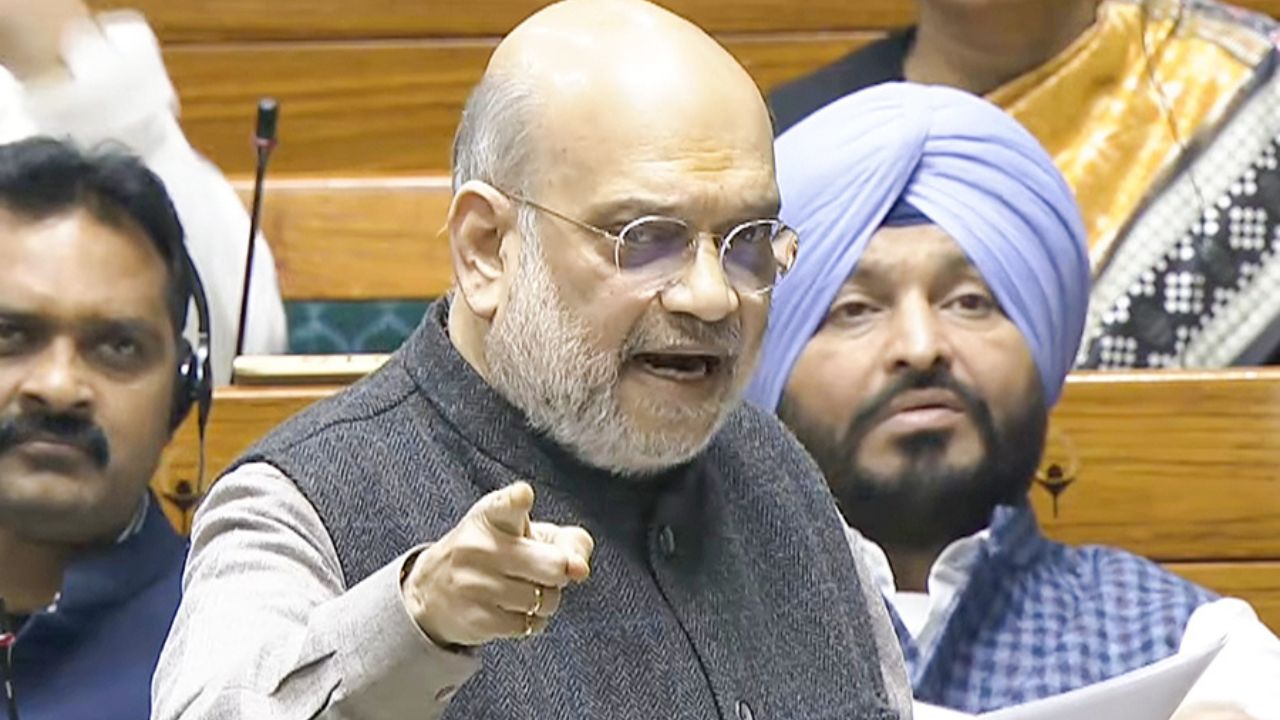 Amit Shah on Congress: ‘नेहरूंनी PM बनणं ही पहिली ‘वोट चोरी…’ राहुल यांच्या आरोपांना अमित शाह यांचा थेट पलटवार