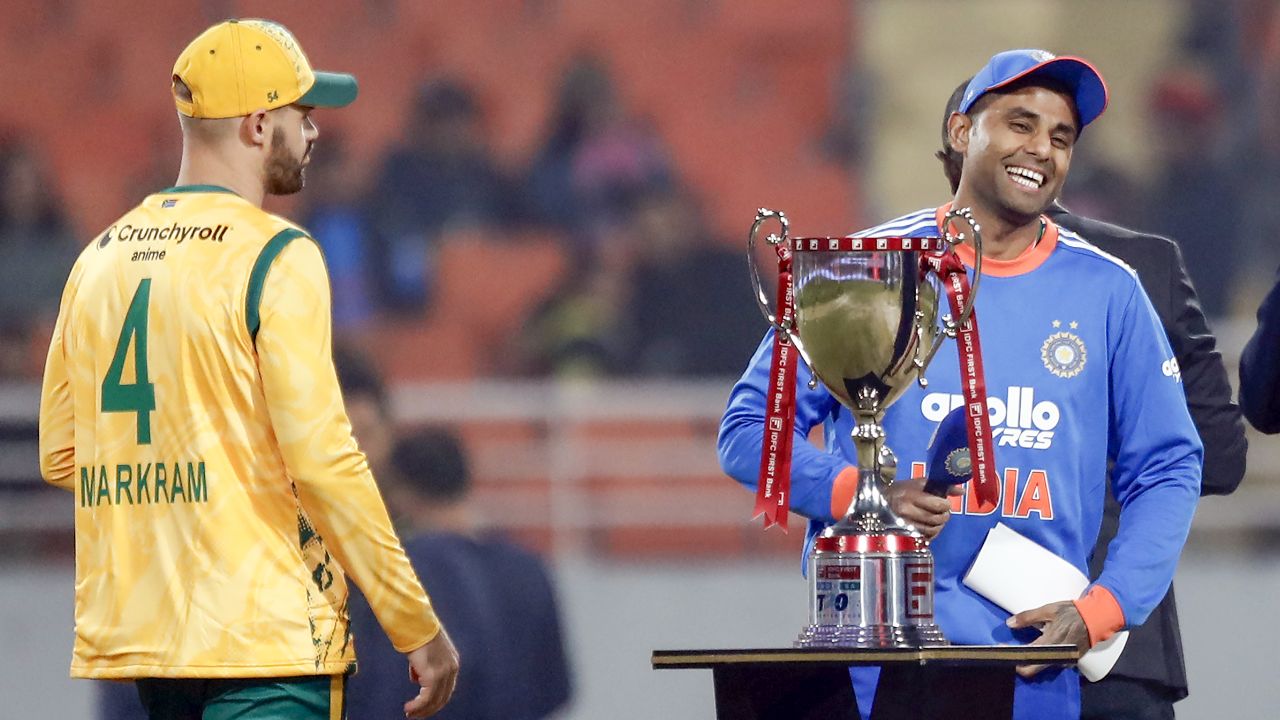 IND vs SA 3rd T20I Toss: टीम इंडियाच्या पदरी नाणेफेक, पाहुण्या संघाला फलंदाजीसाठी केले अंमत्रित, तर प्लेइंग ११ मध्ये मोठे बदल