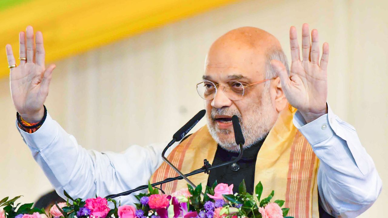 Amit Shah on Congress: काँग्रेसने घुसखोरांना देशात वसवले, आम्ही ईशान्येत….; अमित शाह यांचा आसाममधून घणाघात