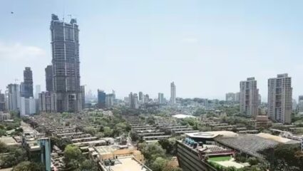 Mumbai Redevelopment 2026: आता मुंबई वाढणार नाही, तर सुधारणार! २०२६ मध्ये पुनर्विकास ठरणार शहराच्या प्रगतीचे इंजिन
