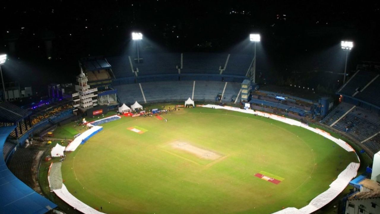 IND vs SA 1st T20I Pitch Report : गोलंदाज की फलंदाज कटकच्या खेळपट्टीवर कोणाची चालणार मनमानी? वाचा पिच रिपोर्ट