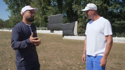 Rashid Khan अफगाणिस्तानात चालवतो ‘बुलेटप्रूफ’ कार…केविन पीटरसनच्या पाॅडकास्टमध्ये केला धक्कादायक खुलासा