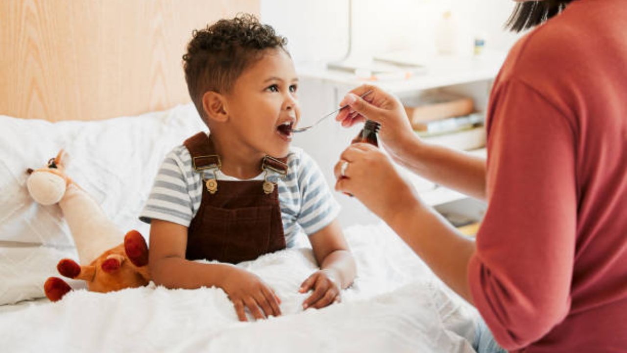 लहान मुलं कायमच अशक्त आणि बारीक दिसतात? मग वजन वाढण्यासाठी आहारात करा ‘या’ पदार्थांचा समावेश, महिनाभरात दिसेल फरक