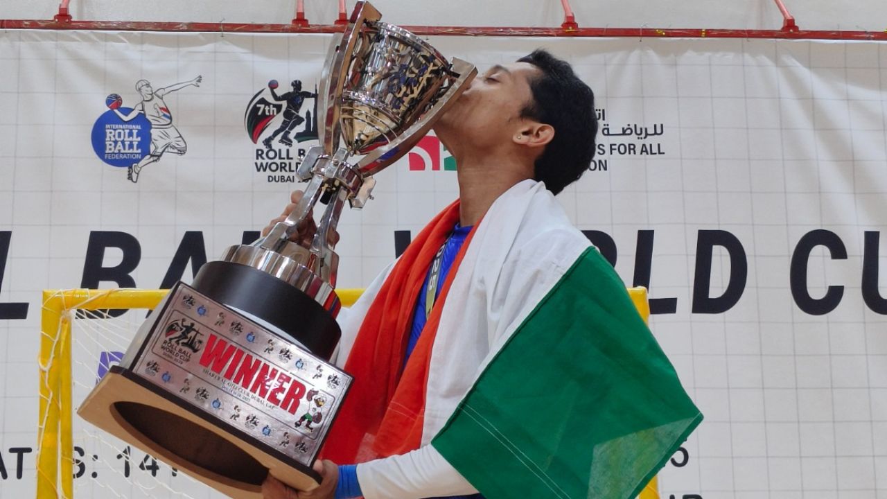 दुबईत भारताचा तिरंगा फडकला! शेवगावचा सुपुत्र हर्षल घुगे ठरला विश्वविजेता; रोल बॉल विश्वचषकावर भारताचे नाव