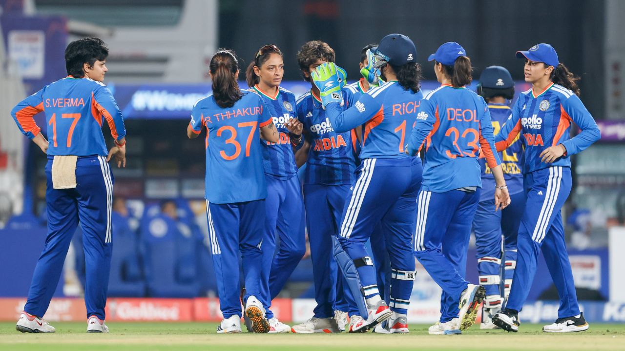 IND W vs SL W T20 : भारताने सलग चौथ्या सामन्यात श्रीलंकेला केले पराभूत, उच्च धावसंख्येच्या सामन्यात टीम इंडियाचा विजय