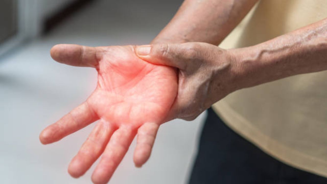 ठाण्यात जीबीएस व्हायरसचा शिरकाव! आरोग्यासंबंधित ‘ही’ लक्षणे दिसताच वेळीच घ्या डॉक्टरांचा सल्ला