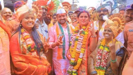 Vadgaon Maval Nagar Panchyat Result : वडगाव मावळमध्ये राष्ट्रवादी काँग्रेसची सत्ता; नगराध्यक्षपदी अबोली मयूर ढोरेंचा दणदणीत विजय