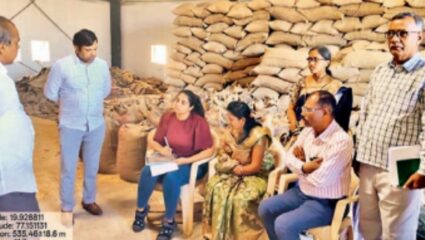 हिंगोलीतील स्मार्ट प्रकल्पाला भेट; जागतिक बँकेच्या अधिकाऱ्यांनी साधला व्यापाऱ्यांशी संवाद