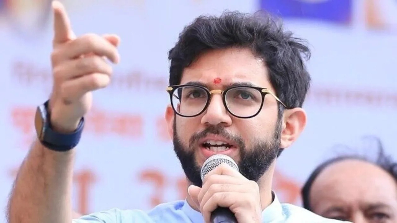 Aaditya Thackeray : जिथे भाजपची सत्ता आली तिथे प्रगतीचा उलटा प्रवास; आदित्य ठाकरे यांची टीका