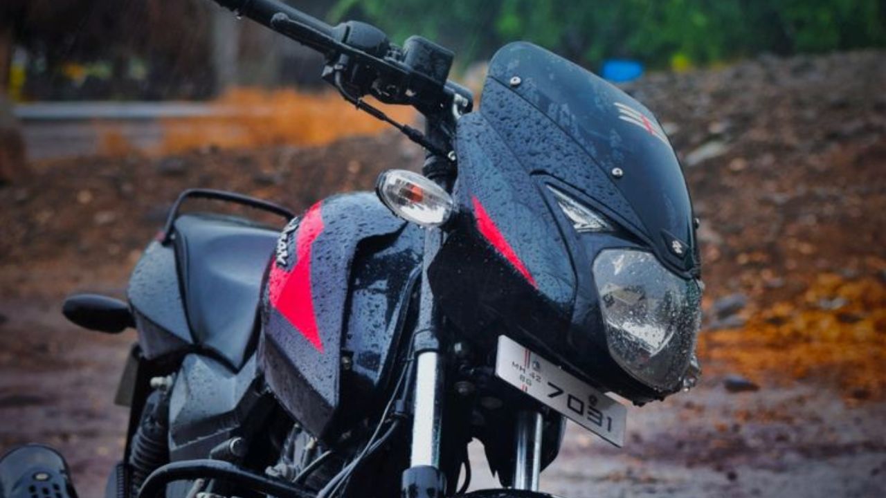 नवीन Bajaj Pulsar 150 लाँच! 2010 नंतर मिळाला सर्वात मोठा अपडेट