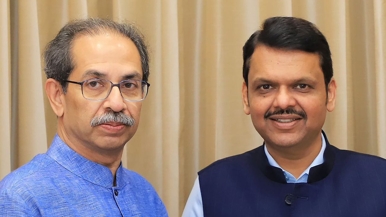 Maharashtra Politics: भाजपा-शिवसेनेत युतीची चर्चा; निवडणुकीत दोन्ही पक्षांत बंडखोरी, नाराजीनाटय रोखण्याचे नेत्यांपुढे आव्हान