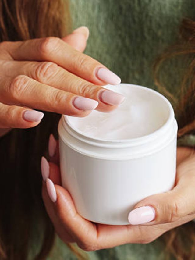 बॉडी लोशन खरेदी करताना कोणत्या गोष्टींची काळजी घ्यावी