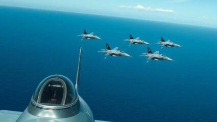 चीनची चिथावणीखोर खेळी! जपानी लढाऊ विमानांवर ‘रडार लॉक’; टोकियोचा संताप उसळला