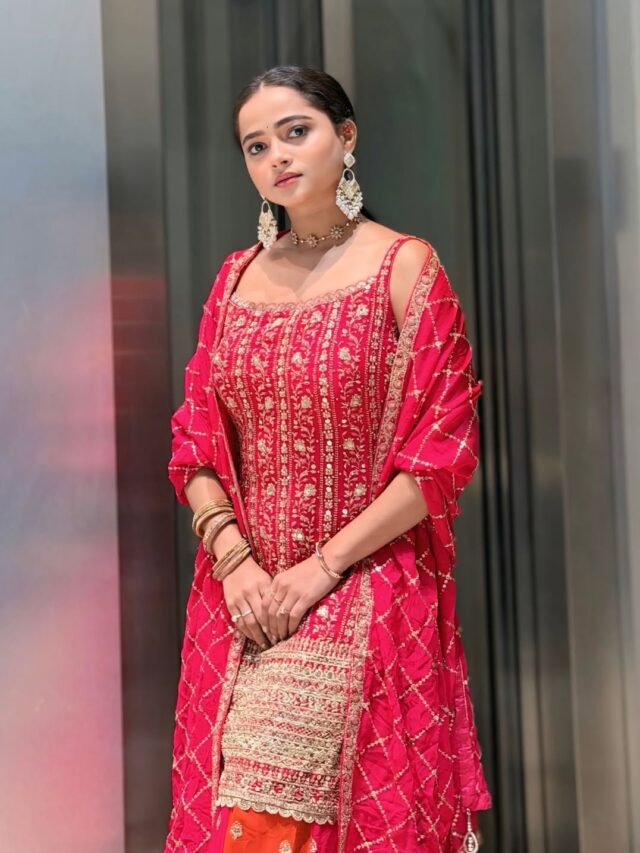 शिवाली... तुझ्या सौंदर्याची दुनिया दिवानी!