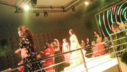 मावळ तालुक्यात लेडीज डान्सबार खुलेआम सुरु; मध्यरात्रीपर्यंत लाखोंची उधळण