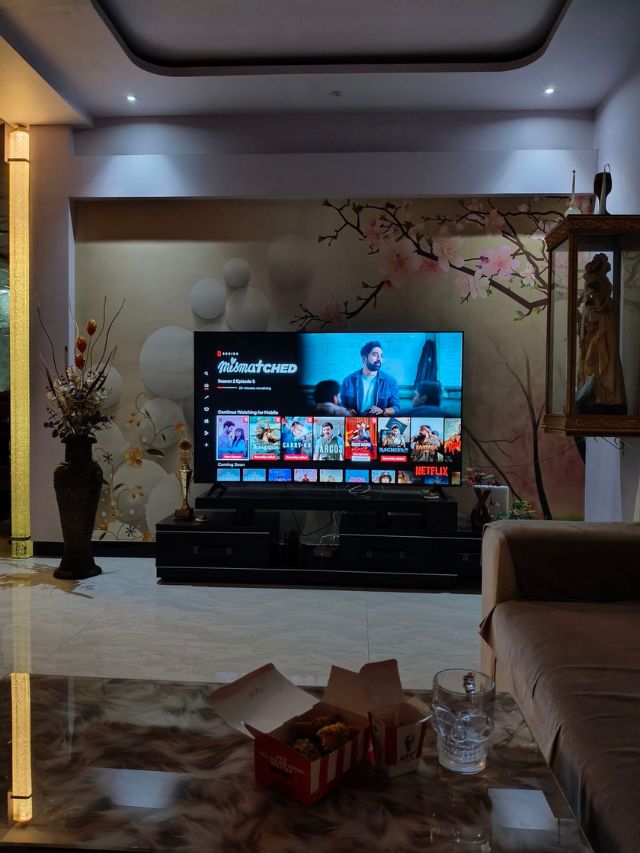 Smart Tv सुद्धा होऊ शकतो हॅक, हे 5 संकेत दिसल्यास व्हा अलर्ट