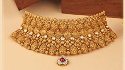 Todays Gold-Silver Price: किंचीत घसरले सोन्या – चांदीचे भाव! आता 1 तोळा सोन्यासाठी मोजावे लागणार इतके रुपये