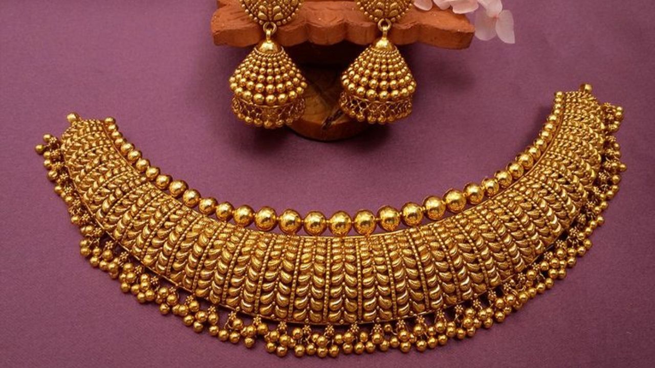 Todays Gold-Silver Price: खरेदीदारांसाठी महत्त्वाची बातमी! सोन्या–चांदीच्या किंमतीत झपाट्याने वाढ, जाणून घ्या आजचे दर