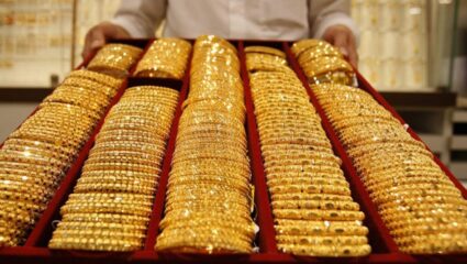 Todays Gold-Silver Price: सोन्यामध्ये गुंतवणूक करण्याचा विचार करताय? जाणून घ्या आजचे दर