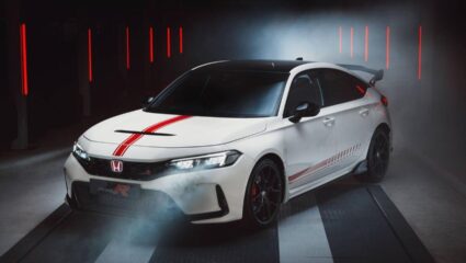 Honda Civic Type R टेस्टिंग दरम्यान स्पॉट, भारतात केव्हा होणार लाँच?