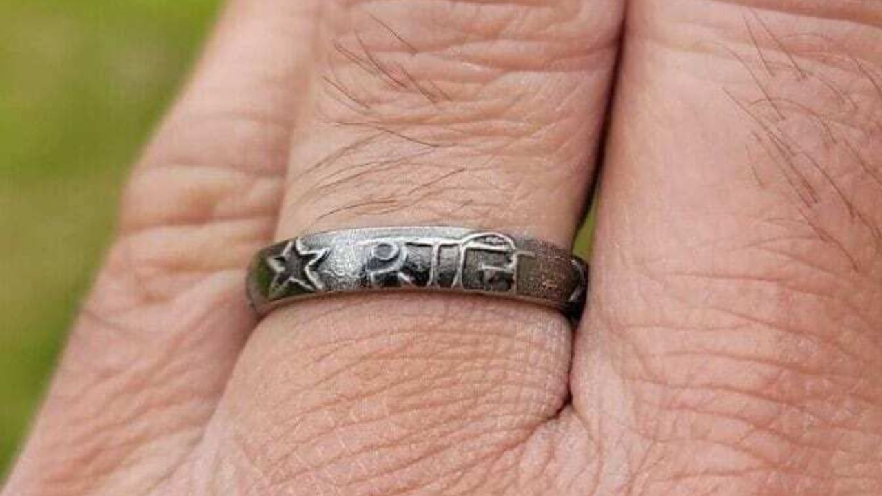 Astro Tips: घोड्याच्या नालाची अंगठी घालण्याचे नियम पाळल्यास दूर होतील अडचणी