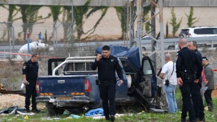 आधीने कारने चिरडलं, मग चाकूने हल्ला केला अन्…; इस्रायलमध्ये पुन्हा खळबळ, दहशतवादी हल्ला असल्याचा संशय