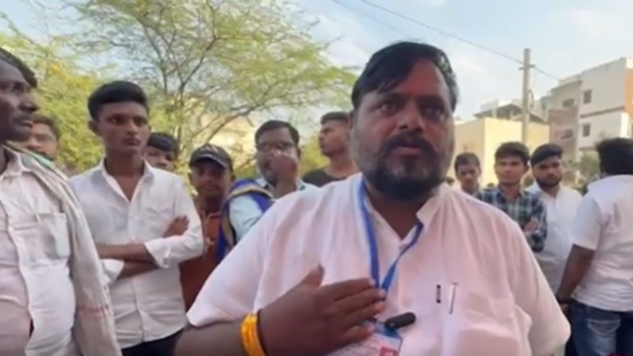 Jalna : मतदान केंद्रावर पोलीस उपनिरिक्षकाला उमेदवाराने केली मारहाण? नेमकं प्रकरण काय ?