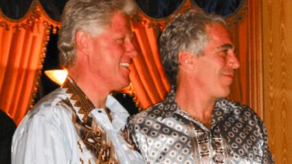 Jeffrey Epstein Files : एपस्टाईन फाइल्समुळे पुन्हा खळबळ ; सेलिब्रिटींच्या संबंधाची नवी यादी समोर 