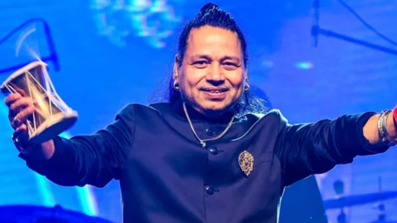 “जनावरांसारखं वागू नका वागू…” ग्वाल्हेरमध्ये Live संगीत दरम्यान संतापले कैलाश खेर; लोकांची गर्दी पाहून राग अनावर