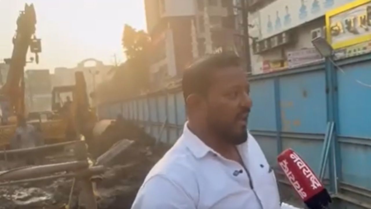 KDMC : मेट्रो ठेकेदाराचा निष्काळजीपणा;  पाइपलाईन फुटल्याने रस्ता खचला वाहतूक ठप्प