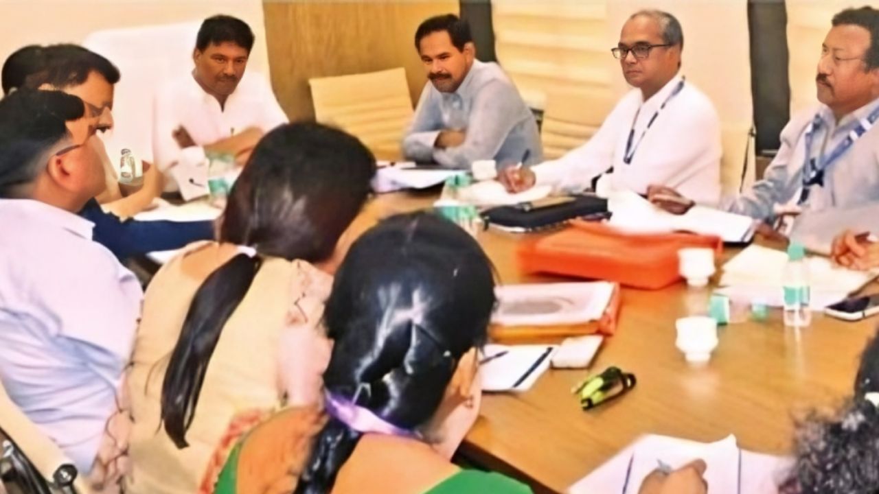 Kolhapur News :  21 जिल्ह्यांत तपासणी विशेष मोहीम ; सर्वांची सिकलसेल तपासणी व्हावी,आरोग्यमंत्र्यांच्या सूचना