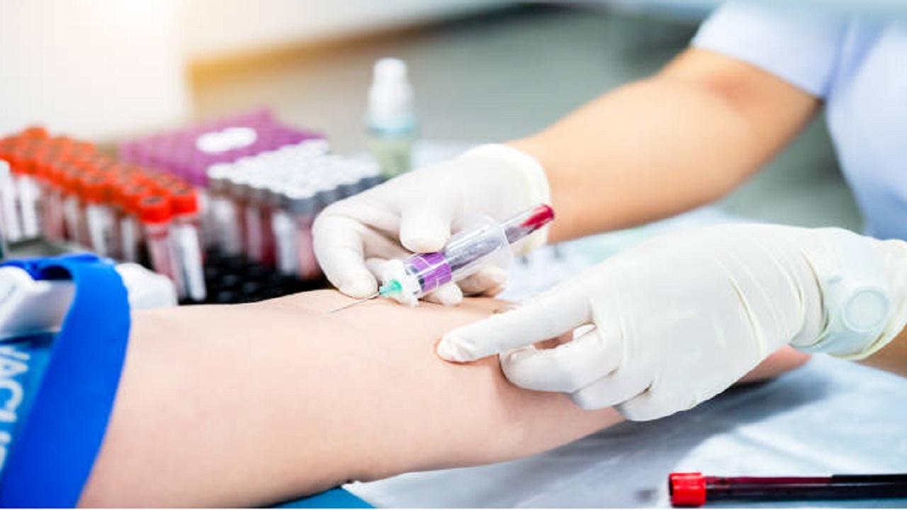 कोल्हापुरातील सीपीआरमधील रक्त तपासणीचा पर्दाफाश; गरीब रुग्णांची होणारी लूट उघडकीस