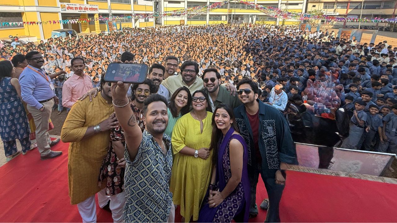 दिग्दर्शक हेमंत ढोमेच्या शाळेत पार पडला ‘क्रांतिज्योती विद्यालय – मराठी माध्यम’ चा संगीत अनावरण सोहळा