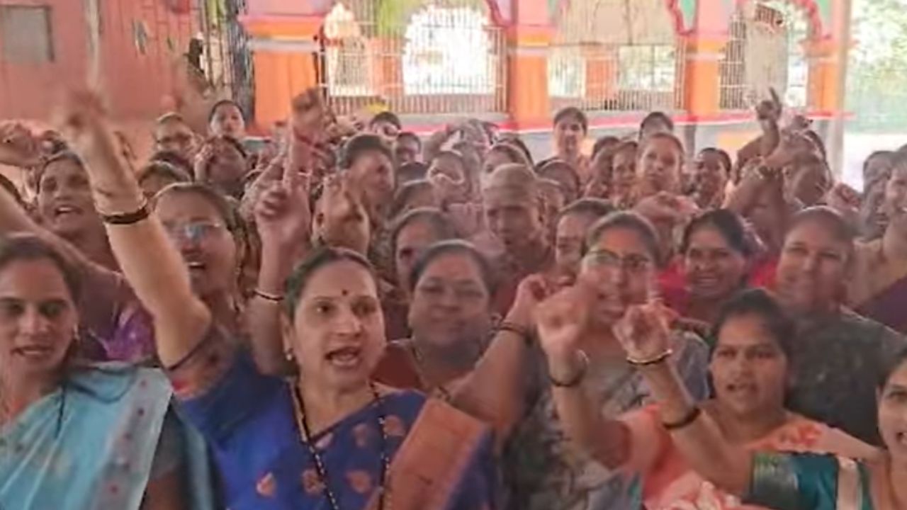 Navi Mumbai :  घणसोली सेक्टर-७ सिम्प्लेक्स पुनर्विकासाला ब्रेक! धोकादायक इमारतीतील रहिवाशांचा जीव टांगणीला