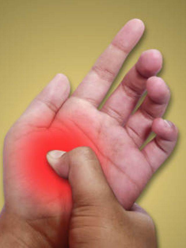 थंडीत हात पाय सुन्न पडल्यास होऊ शकतात हे आजार