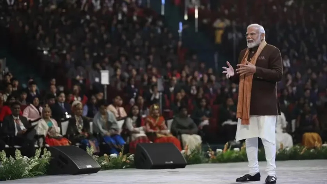 पंतप्रधानांना भेटण्यासाठी सुवर्ण तिकीट, ‘परीक्षा पे चर्चा’च्या शीर्ष विजेत्यांना मिळणार ‘पंतप्रधान निवासस्थानी’ जाण्याची संधी