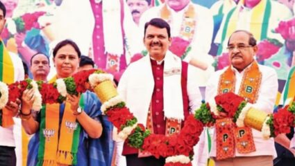 Ahilyanagar News: “जोपर्यंत देवभाऊ तोपर्यंत लाडकी बहीण…”, पाथर्डीत मुख्यमंत्र्यांचे महत्वाचे वक्तव्य