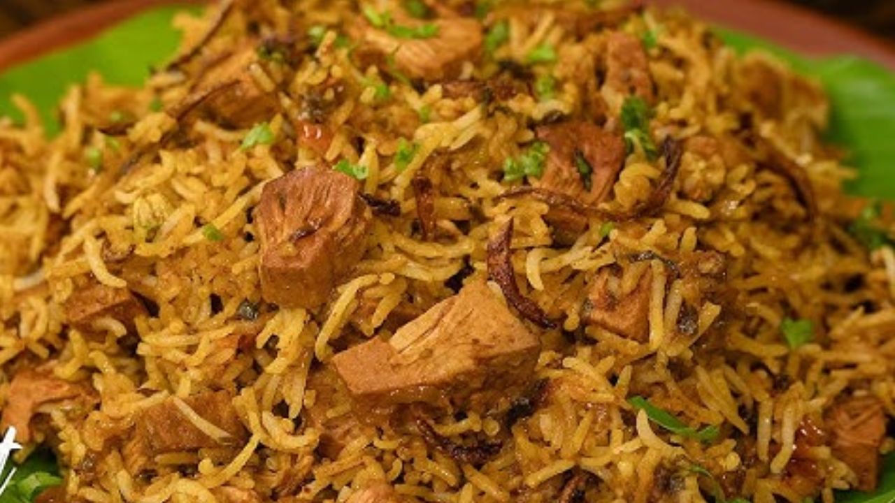चिकन नाही ही आहे फणसाची बिर्याणी; 31 डिसेंबरची पार्टी होईल रंगतदार… व्हेज बिर्याणी देईल नॉनव्हेजचा स्वाद